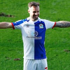 Armstrong llama a la Premier