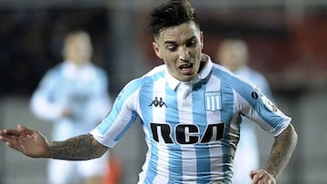 Racing rechazó una oferta del Oporto por Renzo Saravia