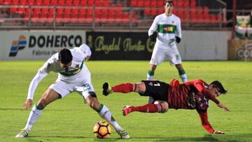 El Elche durante el partido contra el Mirand&eacute;s. 