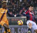 Bologna tumbó a la Roma con Gary Medel como la gran figura