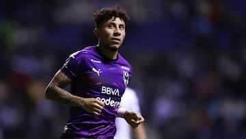 Joao Rojas durante un partido con los Rayados de Monterrey.