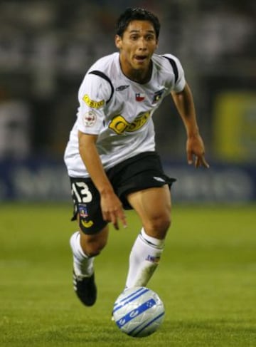 Johan Dulcien recaló en San Antonio Unido, luego de surgir en Colo Colo.