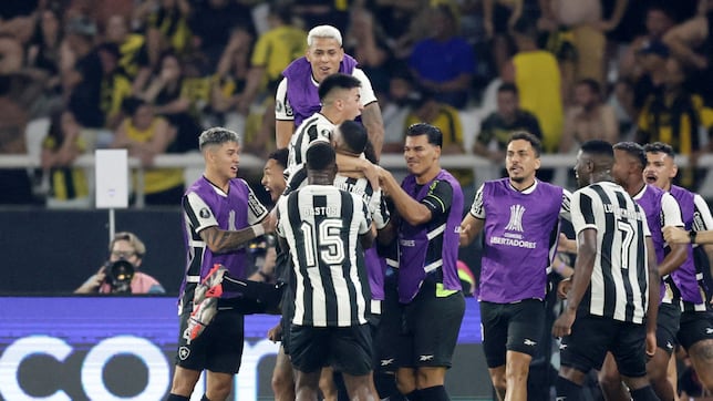 Botafogo aniquila a Peñarol