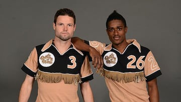 El soccer o la mirada que han dado los estadounidense al f¨²tbol ha dado para mucho, y una de sus mejores muestras es esta camiseta con flecos. En 2014 la franquicia que hered¨® la ciudad -ahora llamados Rapids- la reedit¨® como homenaje.