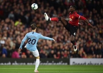 Manchester United y Manchester City se enfrentaron en la jornada por la Premier League. El partido terminó 2-0 a favor del equipo dirigido por Pep Guardiola. 