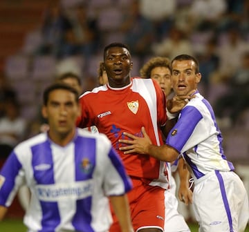 Lleg¨® en el verano de 2004, jug¨® solo 13 partidos y anot¨® 1 gol en liga y 3 partidos, con 1 gol en la Copa de la UEFA.