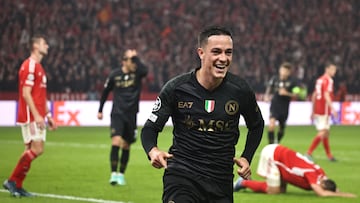 Berlin (Germany), 20/09/2023.- Napoli's Giacomo Raspadori celebrates after scoring the 0-1 during the UEFA Champions League Group C soccer match between Union Berlin and SSC Napoli in Berlin, Germany, 24 October 2023. (Liga de Campeones, Alemania) EFE/EPA/Clemens Bilan