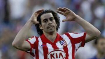 Tiago trabaja en solitario, pero sigue sin decidirse