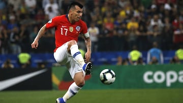 Medel: "¿Favoritos? Todavía no; están Brasil y Argentina"