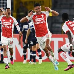 Santa Fe visita a Universitario por el liderato en Sudamericana