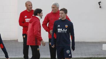Marcelino y Vietto.