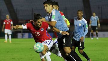 El defensor de Watford fue el l&iacute;der de la defensa, control&oacute; a Luis Su&aacute;rez durante todo el partido, pero su &uacute;ltimo despeje de la noche le qued&oacute; a Maxi G&oacute;mez para el 2-1.