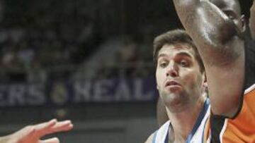 <strong>FELIPE REYES.</strong>