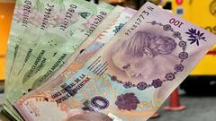 El cambio en los billetes que hará Milei en Argentina y que Chile mira con atención: así es el plan del Banco Central