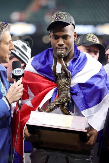 Con tres home runs en la Serie Mundial, Jorge Soler fue designado MVP del Clásico de Otoño y es apenas el segundo cubano en ganar la distinción.