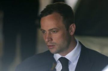 Oscar Pistorius fue condenado a cinco años de cárcel por el asesinato de su novia.