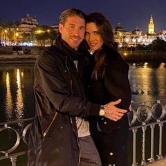 Sergio Ramos y Pilar Rubio despiden 2019 en el teatro entre risas