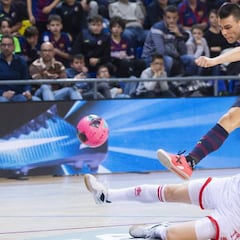 El Barça reclama el VAR a falta de 20" y el Cartagena asalta el Palau sobre la bocina