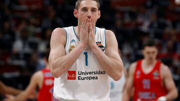 Fabien Causeur, jugador gracias a un estir¨®n de 20 cent¨ªmetros