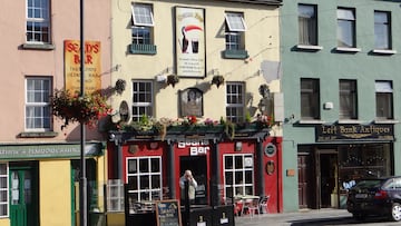 The owners of Sean's Bar in Athlone, Ireland claim that it is predates the Norman conquest of Britain in 1066.