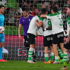 Un gran Carlos Marín tampoco pudo contra el súper líder