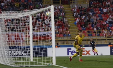 Ceballos marc¨®, de falta, el 4-0.