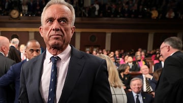 The U.S. health secretary has vowed to close an FDA loophole that has allowed food companies to self-police the safety of new additives.