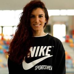 Laura Bueno, la coleccionista de récords debuta en 800