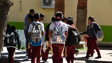 El cambio escolar que propone la SEP para los estudiantes: habría menos clases, pero tendría estas desventajas
