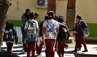 Más trabajo, menos estudios: la propuesta de Carlos Slim para el futuro de la educación en México