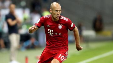 Arjen Robben podr&iacute;a llegar al PSV con Hirving Lozano y Erick Guti&eacute;rrez