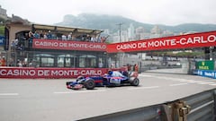 Carlos Sainz, piloto de Toro Rosso, en el GP de M&oacute;naco de F1 2017.