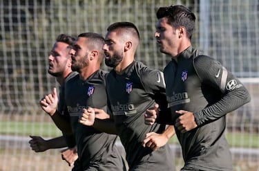 Joao Félix, Trippier y Savic empiezan en el gimnasio
