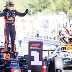Verstappen cambia la historia en un duelo memorable con Leclerc