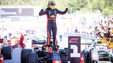 Verstappen cambia la historia en un duelo memorable con Leclerc