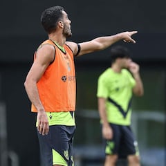 Merino, fuera de convocatoria a la espera de firmar por el Arsenal