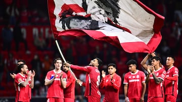 Alexis Vega of Toluca with Flag during the 7th round match between Toluca and Guadalajara as part of the Liga BBVA MX, Torneo Clausura 2025 at Nemesio Diez Stadium, on February 15, 2025 in Toluca, Estado de Mexico, Mexico.