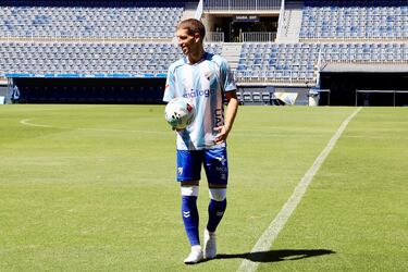 El Málaga cierra el fichaje de Darko Brasanac y le presenta del tirón