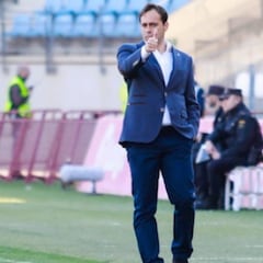 El Tenerife deberá reforzar casi todas su líneas