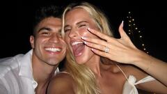 Seleccionado chileno le pide matrimonio a su novia italiana: Maripán y Loyola reaccionan