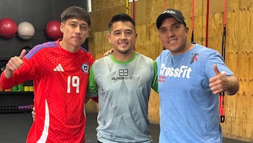 “Su hija nació y al día siguiente tuvo que ir a encerrarse a Santiago con la Roja... Su esfuerzo ha sido increíble”