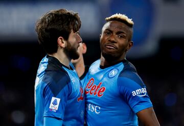 Kvaratskhelia y Osimhen celebran el primer gol ante la Roma.