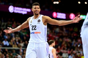 Walter Tavares, con 39 de de valoración, decisivo en la victoria blanca. El Real Madrid gana 66-78 al Barcelona y se mete en la final.