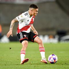 Juanfer y la racha que corta con su gol de tiro libre en River