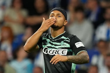 Pau y gloria para el Betis ante un Espanyol merecedor de más