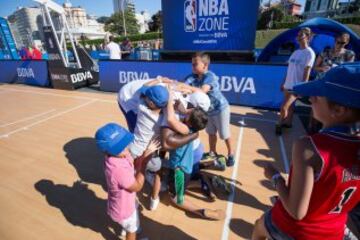 La Coruña disfrutó con todo el esplendor de la NBA Zone