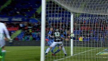 El Getafe pudo empatar con un gol fantasma en el minuto 90