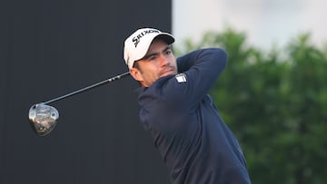Dubai (United Arab Emirates), 17/01/2025.- Ivan Cantero of Spain in action during the second round of the Hero Dubai Desert Classic 2024 Golf tournament in Dubai, United Arab Emirates, 17 January 2025. (España, Emiratos Árabes Unidos) EFE/EPA/ALI HAIDER