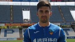 Xemi Fern&aacute;ndez, en su presentaci&oacute;n como jugador del Lleida.