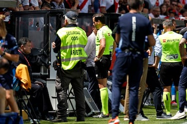 Alemão se rebela contra el VAR